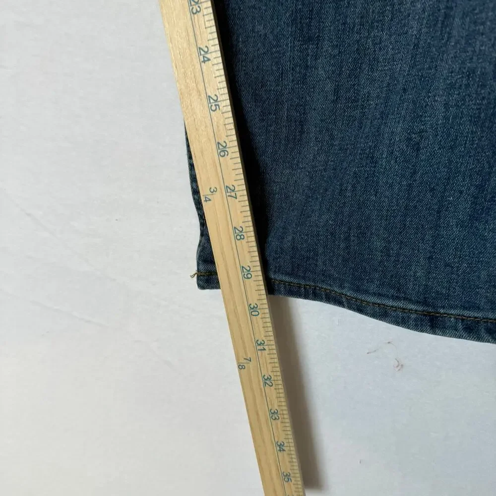 Wrangler Relaxed Fit Mens 38x30 Medium Wash 10mgw15ma 5 Pocket Zipper Fly EUC - Picture 5 of 8